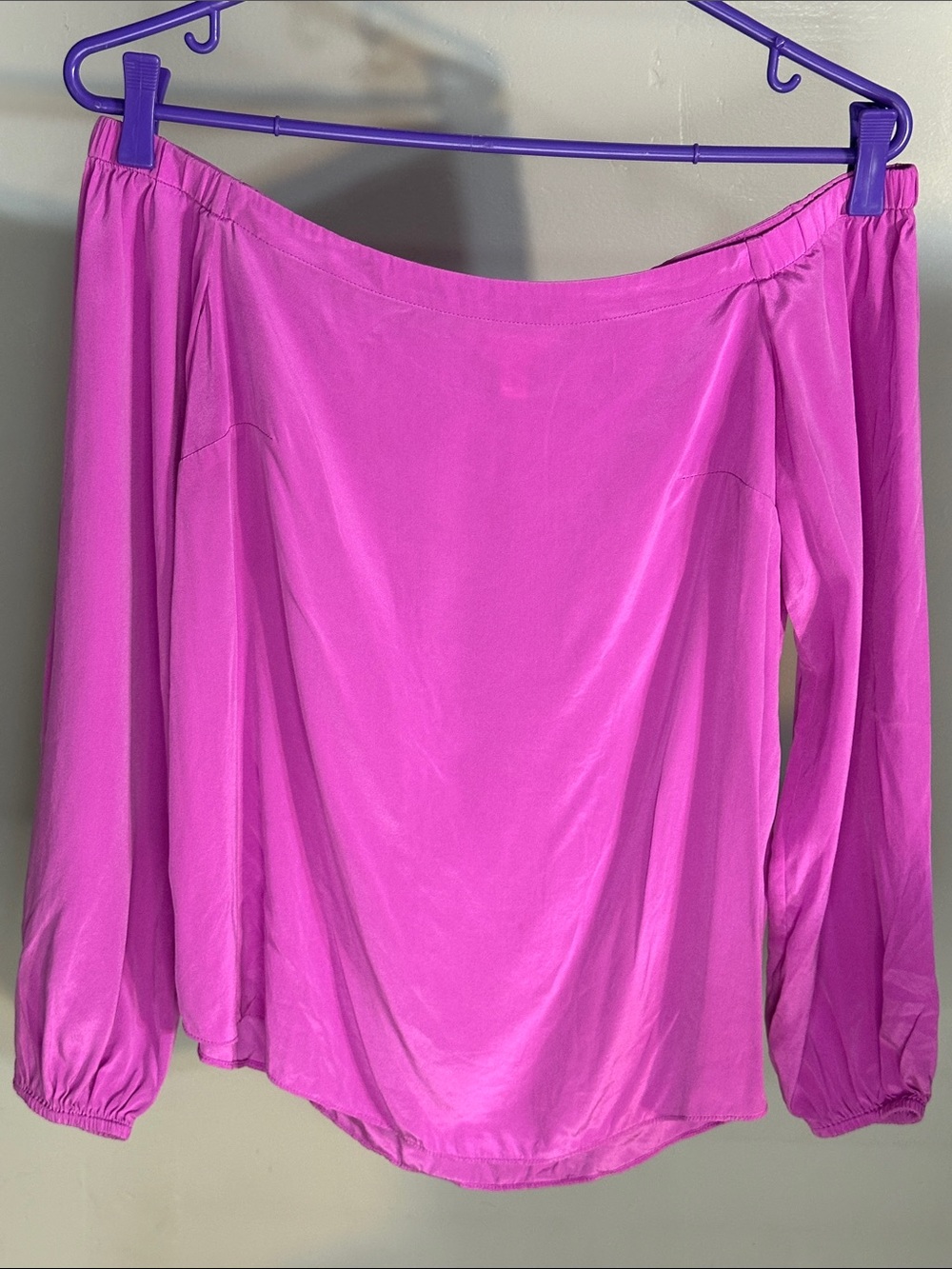 Lilly Pulitzer Off-Shoulder Blouse in Vivid Fuchsia Pink